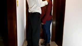 Oralni seks in analni seks s svojim šefom