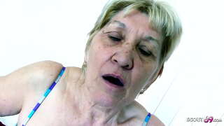 Moi vella Avoa Gabi ten Sexo con Monstro galo mozo