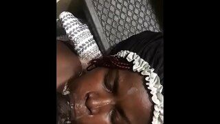 Angen Miliwn Golygfeydd