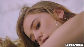 Model VIXEN Has дар аҷиб Ваҳшӣ Sex With Boss Model VIXEN Has дар аҷиб Ваҳшӣ Sex With Boss